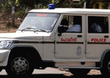 അളവിൽ-കവിഞ്ഞ്-വെടി-മരുന്ന്;-പാറമേക്കാവിൻ്റെ-പടക്കനിർമാണശാല-ഉടമയ്ക്കെതിരെ-കേസ്