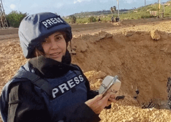 ലെബനീസ്-മാധ്യമ-പ്രവർത്തകയെ-കൊലപ്പെടുത്തി-ഇസ്രയേൽ-സൈന്യം;-മറ്റൊരാൾക്ക്-​പരിക്കേറ്റു;-മിസൈൽ-ആക്രമണം-ഭയന്ന്-ഒരു-വീട്ടിൽ-അഭയം-പ്രാപിച്ച-മാധ്യമപ്രവർത്തകരെ-പിന്തുടർന്നെത്തി-ആക്രമിക്കുകയായിരുന്നു