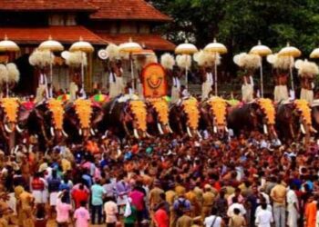 വെടിക്കെട്ട്-ഇല്ല,-കുടമാറ്റം-ഒഴിവാക്കാനാകില്ലെന്ന്-ദേവസ്വങ്ങൾ!!-ഒരു-മണിക്കൂർ-കുടമാറ്റം-15-മിനിറ്റിലേക്ക്-ചുരുക്കി,-തൃശ്ശൂർ-പൂരത്തിൽ-ചടങ്ങുകൾ-മുറപോലെ-തന്നെ…-ഉന്നതതല-യോ​ഗത്തിൽ-തീരുമാനം