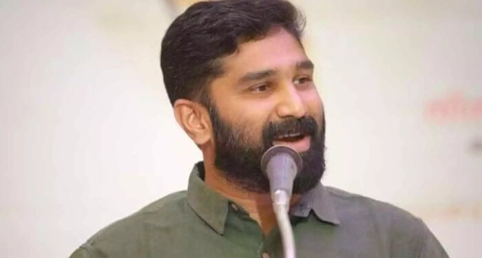 നിങ്ങൾക്ക്-ഒരൽപ്പം-പോലും-കുറ്റബോധം-തോന്നുന്നില്ലേ??-ഇത്രത്തോളം-അധഃപതിക്കണമായിരുന്നോ?-പച്ചനുണകൾ-കാരണം-അഞ്ച്-വിദ്യാർഥികൾ-15-ദിവസമാണ്-ജയിലില്‍-കഴിഞ്ഞത്,-നിങ്ങൾ-നാടിന്-തന്നെ-അപകടകരമാണ്,-വീണ-ജോര്‍ജിനെ-വിമര്‍ശിച്ച്-വി-ടി-ബല്‍റാം