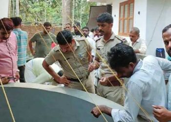 തെരഞ്ഞെടുപ്പു-കാലത്ത്-യുഡിഎഫിനുവേണ്ടി-പ്രവർത്തിച്ചതിന്റെ-പ്രതികാരമെന്ന്-ആരോപണം,-ആർഎംപി-പ്രവർത്തകന്റെ-വീട്ടിലെ-കിണറ്റിൽ-മലംതള്ളി!!-വൃത്തികേട്-കാണിച്ചത്-മനോജനും-സഹോദരനും-കുടിക്കാനെടുക്കുന്ന-കിണറ്റിൽ