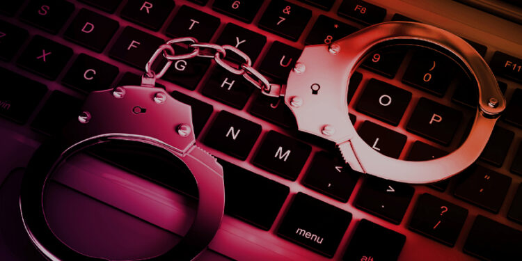 ശമ്പളം-നൽകിയില്ല!-ചിന്നസ്വാമി-സ്റ്റേഡിയത്തിലെ-240-സിസിടിവികൾ-വിച്ഛേദിച്ചു;-പ്രതികൾ-പിടിയിൽ