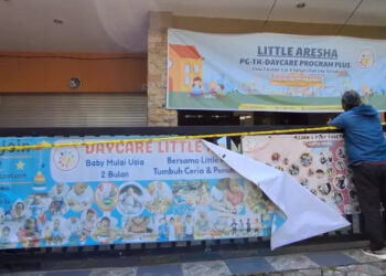 കരയാതിരിക്കാന്‍-പിഞ്ചുകുഞ്ഞുങ്ങളുടെ-വായ-മൂടിക്കെട്ടി,-മൂന്ന്-മീറ്റർ-വീതിയുള്ള-മുറിയില്‍-ഇരുപതോളം-കുട്ടികളെ-കുത്തിനിറച്ചു,-കൈകാലുകള്‍-കെട്ടിയിട്ട്-പീഡനം,-കുട്ടികളുടെ-ശരീരത്തില്‍-നിറയെ-മുറിവേറ്റ-പാടുകള്‍,-ഡേ-കെയർ-സെന്റര്‍-വളഞ്ഞ്-പൊലീസ്,-13-പേരെ-അറസ്റ്റ്-ചെയ്തു