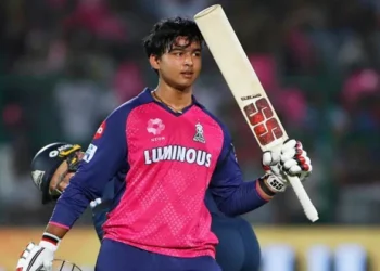 ഐപിഎല്ലിൽ-വീണ്ടും-വൈഭവ്-സൂര്യവംശി-തരംഗം;-ഏറ്റവും-വേഗത്തിൽ-400-റൺസ്