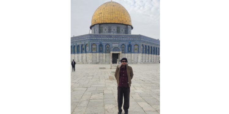 ഖുദ്‌സ്:-വിശുദ്ധിയുടെ-മണ്ണിലൂടെ-
ഒരു-യാത്ര