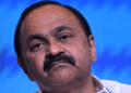 ‘മുഖ്യമന്ത്രി-സ്ഥാനമില്ലെങ്കിൽ-ഒന്നും-വേണ്ട;-മറ്റ്-ഉപാധികൾക്ക്-വഴങ്ങില്ല;-എംഎൽഎയായി-തുടരും‘-–-നിലപാട്-കടുപ്പിച്ച്-വിഡി-സതീശൻ;-വിട്ടുവീഴ്ചയ്ക്കില്ലാതെ-കെ.സിയും