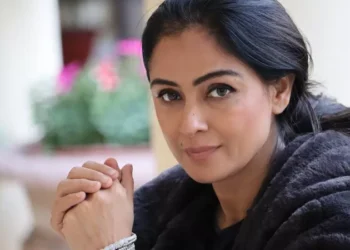 ബോളിവുഡിൽ-തെന്നിന്ത്യൻ-താരങ്ങൾക്ക്-ബഹുമാനമില്ല!-കയ്പ്പേറിയ-അനുഭവങ്ങൾ-തുറന്നുപറഞ്ഞ്-നടി-സിമ്രാൻ