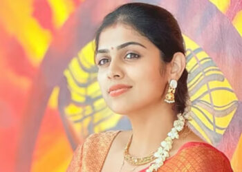 തോറ്റ-എംഎൽഎ-എന്ന്-കേൾക്കുമ്പോൾ-ഒരു-പ്രത്യേക-സന്തോഷമുണ്ട്-അതൊരു-രസമുണ്ട്.-ദയവുചെയ്ത്-ബ്ലണ്ടറുകൾ-പോസ്റ്റ്-ചെയ്യരുത്,-3500-വോട്ട്-പോലും-കിട്ടിയില്ല-എന്ന്-പറയാൻ-ഇവർക്ക്-എങ്ങനെ-സാധിക്കുന്നു?-എന്ത്-സുഖമാണ്-നിങ്ങള്‍ക്ക്-ലഭിക്കുന്നത്??-അഞ്ജലി-നായര്‍