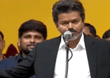 തമിഴ്നാട്ടിൽ-സൗജന്യ-വൈദ്യുതി,സ്ത്രീ-സുരക്ഷയ്ക്ക്-പ്രത്യേക-സ്ക്വാഡ്-–-മുഖ്യമന്ത്രി-വിജയ്‌-ആദ്യ-ഉത്തരവ്-ഒപ്പുവച്ചു-‘എന്റെ-സർക്കാർ-തീർത്തും-സുതാര്യമായിരിക്കും,-ജനങ്ങളുടെ-ഒരു-ചില്ലിക്കാശ്-ഞാൻ-തൊടില്ല‘