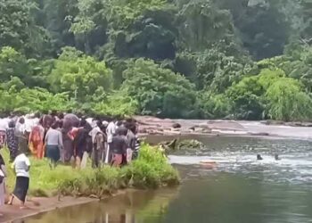 മുന്നറിയിപ്പ്-ബോർഡ്-അവ​ഗണിച്ചു,-പലവൻപടി-പുഴയിൽ-കുളിക്കാനിറങ്ങിയ-മൂന്ന്-ദന്തൽ-കോളേജ്-വിദ്യാർഥികൾക്ക്-ദാരുണാന്ത്യം!!-ഇതേപുഴയിൽ-മൂന്ന്-നഴ്സിങ്-കോളേജ്-വിദ്യാർഥികൾ-മുങ്ങിമരിച്ചത്-രണ്ടാഴ്ച-മുൻപ്