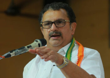 മുഖ്യമന്ത്രി-പ്രഖ്യാപനം-48-മണിക്കൂറിനുള്ളിൽ;-നിർണ്ണായക-ചർച്ചകൾക്കായി-കെ.-മുരളീധരൻ-ഡൽഹിയിലേക്ക്
