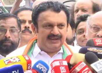 ‘മുഖ്യമന്ത്രി-ചർച്ചയ്ക്കാണോ-വിളിച്ചത്’?-മാധ്യമപ്രവർത്തകർ,-‘അല്ലാതെ-കാലാവസ്ഥയെ-കുറിച്ച്-ചർച്ച-ചെയ്യാൻ-വിളിക്കില്ലല്ലോ’?-ദീപ-ദാസ്-മുൻഷി-വിളിച്ചു,-നാളെ-കാണണമെന്ന്-പറഞ്ഞു!!-ഇപ്പോൾ-സ്ഥാനം-പോയില്ലേ-ഇനി-കെവി-തോമസിന്-പുസ്തകം-എഴുതാം-–-കെ-മുരളീധരൻ