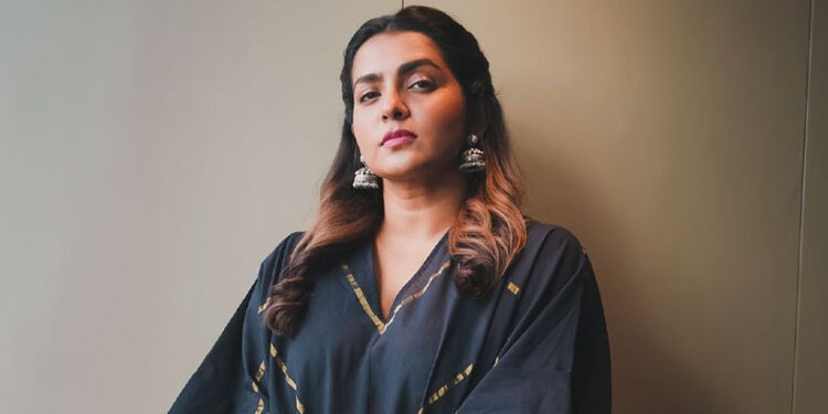 അഭിനയത്തിന്-ശേഷം-സംവിധാനത്തിലേക്ക്;-അഞ്ച്-വർഷത്തെ-കാത്തിരിപ്പിന്-ഒടുവിൽ-പാർവതി-തിരുവോത്ത്