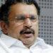 സത്യപ്രതിജ്ഞയ്ക്ക്-മുൻപേ-സമരം!-സ്വന്തം-സർക്കാർ-പെട്രോൾ-വില-കൂട്ടിയത്-ഇവർ-അറിഞ്ഞില്ലേ?-മഹിളാ-മോർച്ചയെ-പരിഹസിച്ച്-കെ.-മുരളീധരൻ