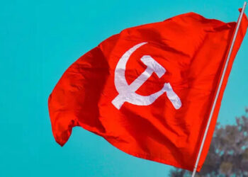 മുഖ്യമന്ത്രിയുടെ-വാക്കുകളും-മൗനവും-തിരിച്ചടിയായി!-ജനം-പ്രതീക്ഷിക്കുന്നത്-ലാളിത്യം;-ജില്ലാ-കമ്മിറ്റി