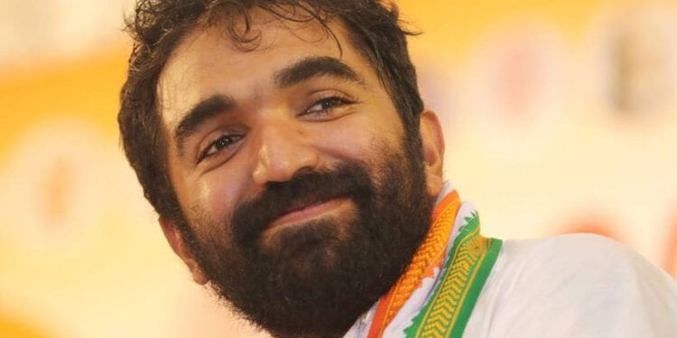 പ്രവർത്തിക്കാൻ-മന്ത്രിസ്ഥാനം-വേണ്ട,-ഹൈക്കമാൻഡ്-ലിസ്റ്റ്-വരട്ടെ;-ചാണ്ടി-ഉമ്മൻ