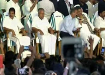 രാജീവ്-ചന്ദ്രശേഖർ,-പിണറായി,-എം-വി-​ഗോവിന്ദൻ,-ബിനോയ്-വിശ്വം…-രാഷ്ട്രീയ-എതിർ-ചേരി-നേതാക്കളെല്ലാം-ഒരുമിച്ച്-മുൻ-നിരയിൽ…-വേറിട്ട-കാഴ്ചയാവുന്നു-വിഡിഎസ്-സത്യപ്രതിജ്ഞ,-ചടങ്ങുകൾക്ക്-തുടക്കം