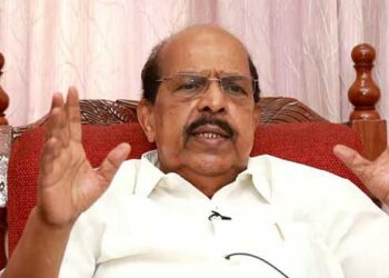 എന്റെ-അനുജൻ-ഭുവനേശ്വരൻ്റെ-രക്തസാക്ഷി-മണ്ഡപത്തിൽ-ഇനിയും-പോകും,-എന്നെ-തടയുമെന്ന്-ഒരു-ശുംഭൻ-പറഞ്ഞു,-എന്നെ-തടയാൻ-ഇവൻ-ആരാ?-സിപിഎം-ചാരുംമൂട്-ഏരിയാ-സെക്രട്ടറിക്കെതിരെ-ജി-സുധാകരൻ